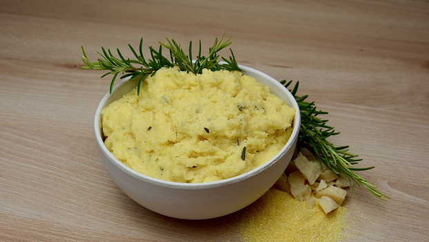 Rezeptbild für Rosmarin-Polenta