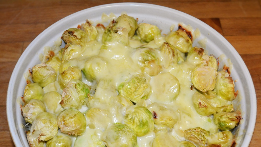 Rezeptbild für Rosenkohlgratin mit Thymian