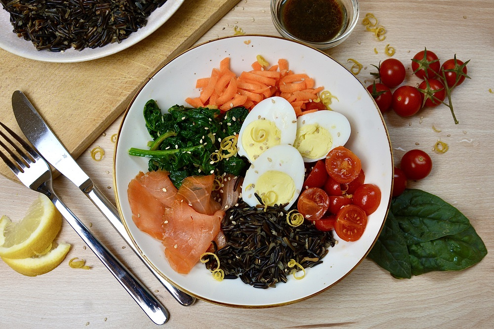 Rezeptbild für Spinat-Lachs-Bowl