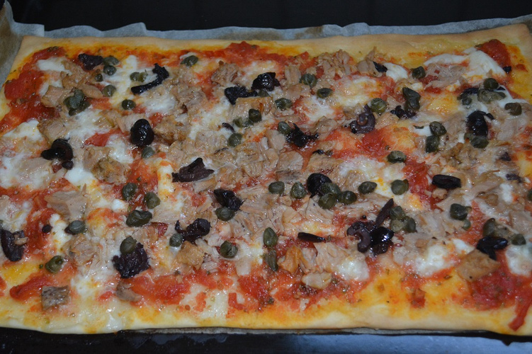 Rezeptbild für Pizza Thunfisch-Olive