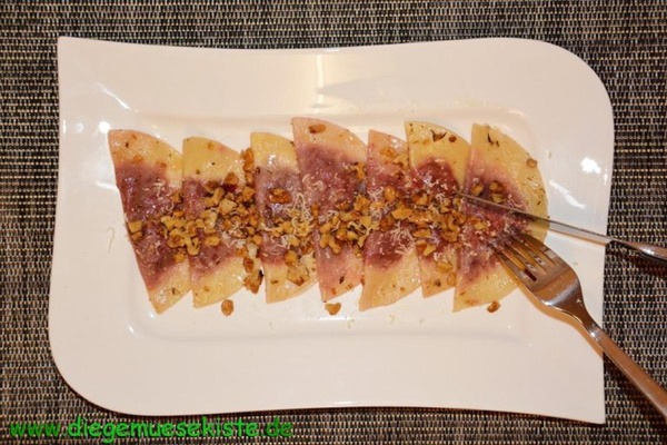 Produktfoto zu Rote-Bete-Ravioli mit Walnussbutter