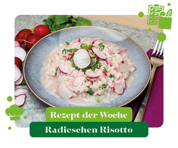 KI generiert: Ein Teller mit Radieschen-Risotto. Text: "Rezept der Woche Radieschen Risotto"