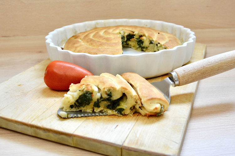 Rezeptbild für Gerollte Pizza mit Mangoldfüllung