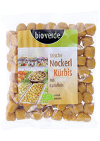 Frische Kürbis-Nockerl aus ganzen, gekochten Kartoffeln 400 g